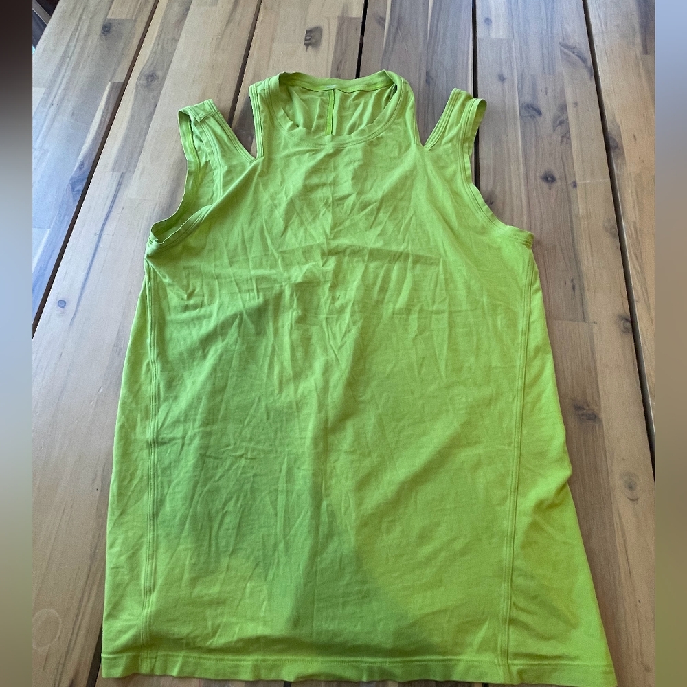 Lululemon Womens Lime Green Sleeveless Cold Shoulder Muscle Tank Top Size 6